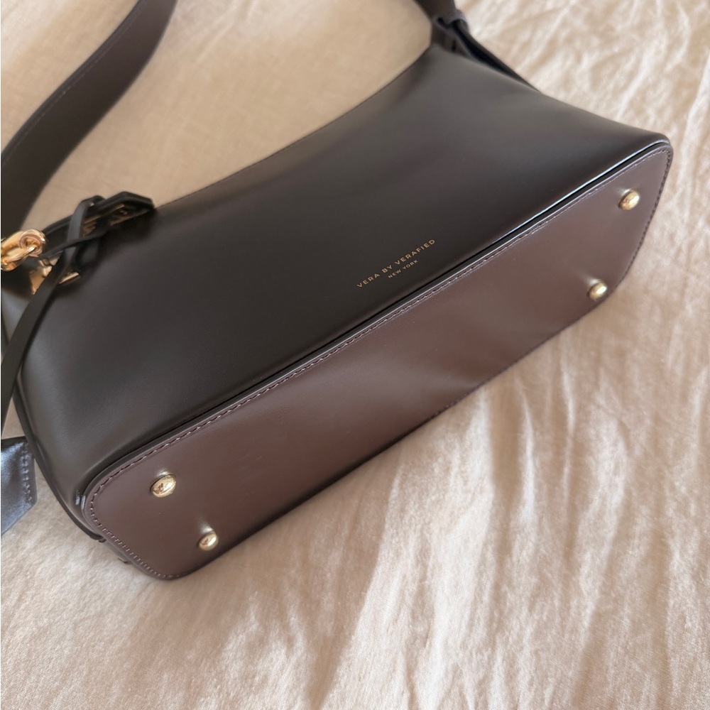 Verafied Gold Chocolate Hobo Bag - Picture 3 of 10